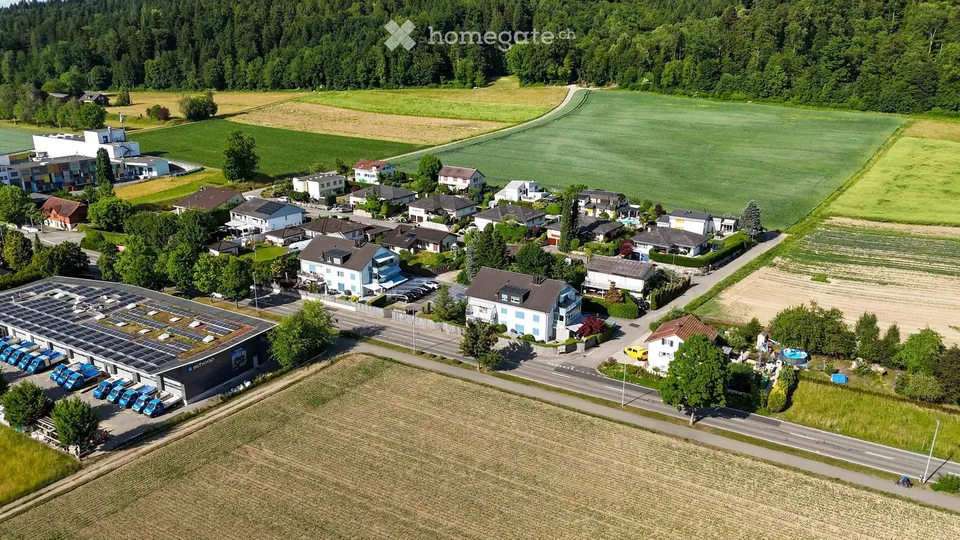 Appartamento di giardino esclusivo 4.5 locali con quattro posti auto, camino e sauna – foto 19 di 20