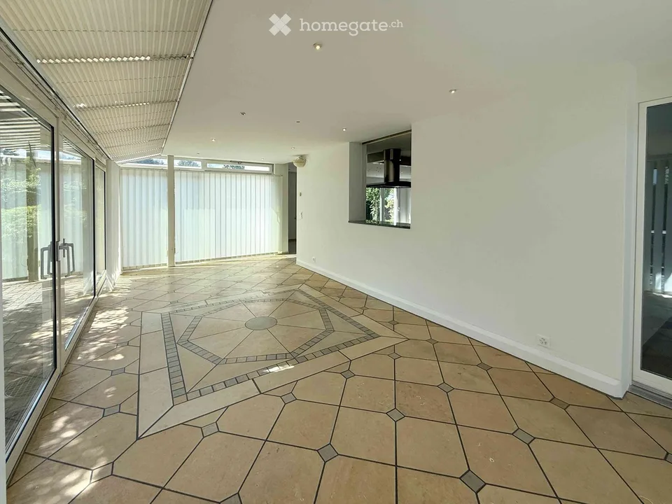 Appartamento di giardino esclusivo 4.5 locali con quattro posti auto, camino e sauna – foto 6 di 20