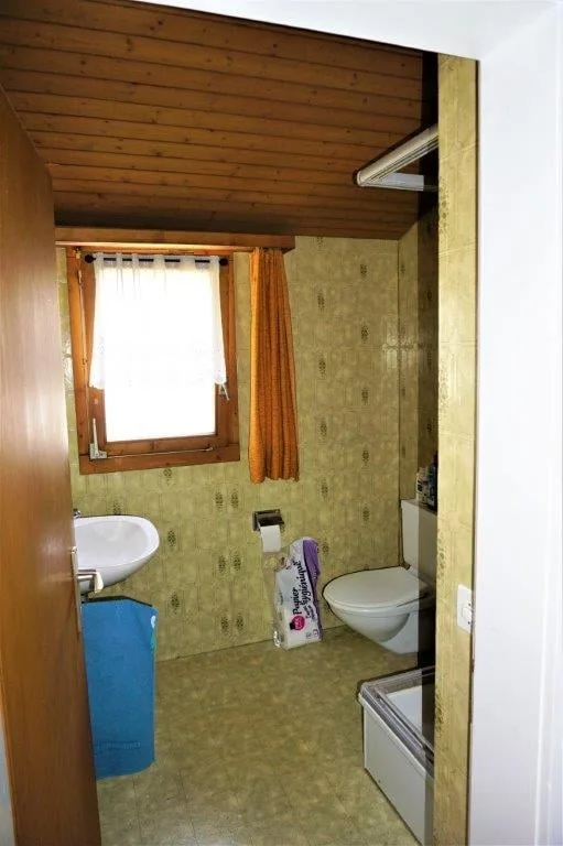 Appartamento mansardato di 2 camere a Böttstein, situato in centro