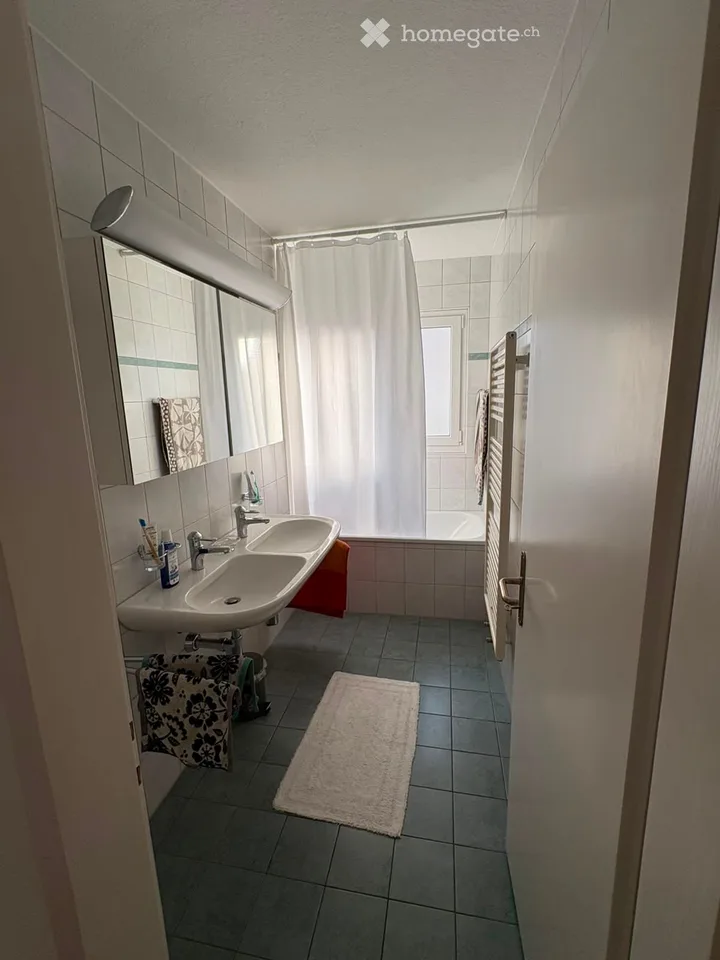 Charmante 4.5-Zimmer-Wohnung mit Balkon in sonniger und ruhiger Lage