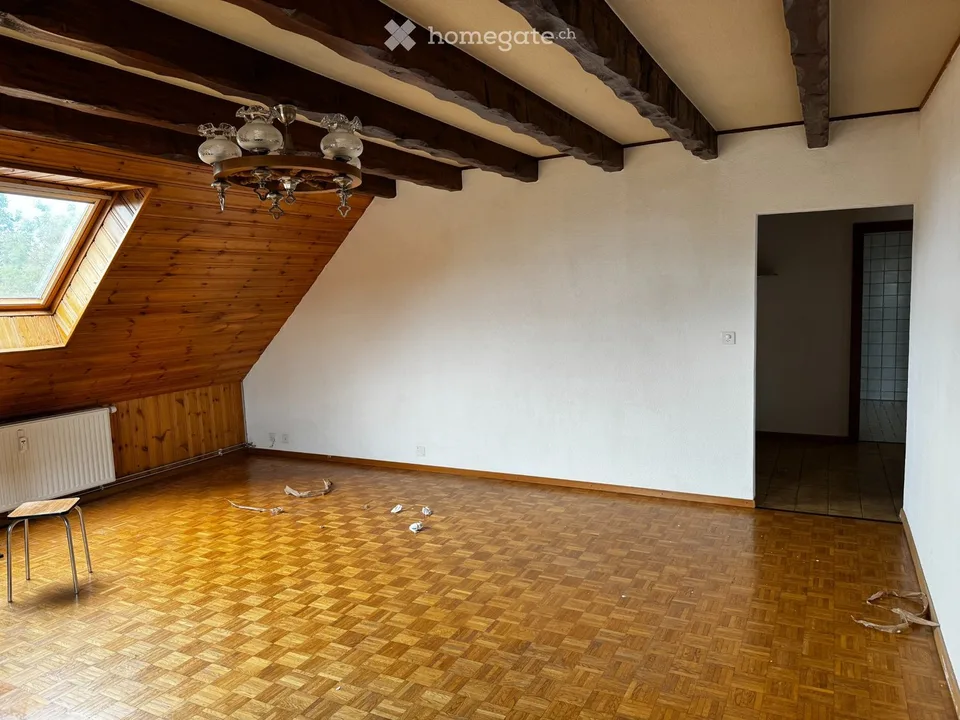 For rent in Poliez-Pittet 4.5 rooms with fireplace and balcony