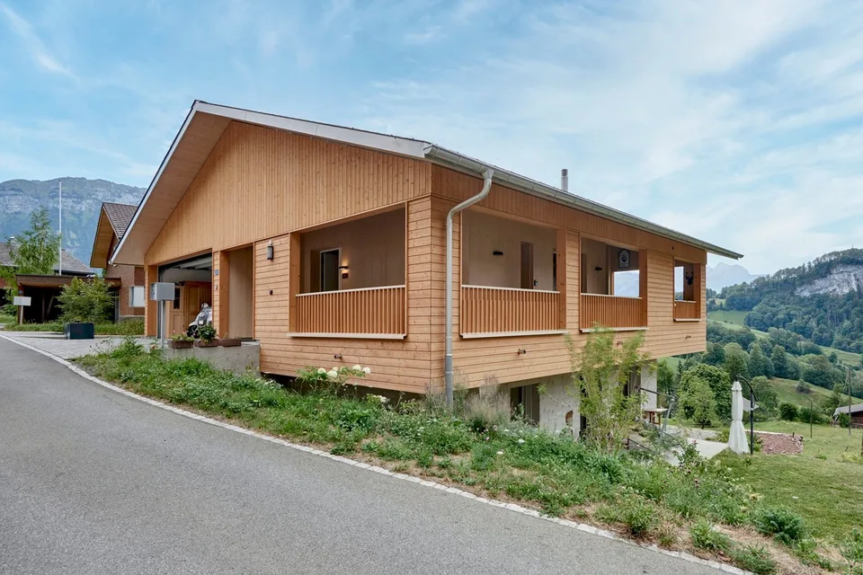 Neuwertiges Einfamilienhaus an traumhafter Lage – Foto 3 von 5