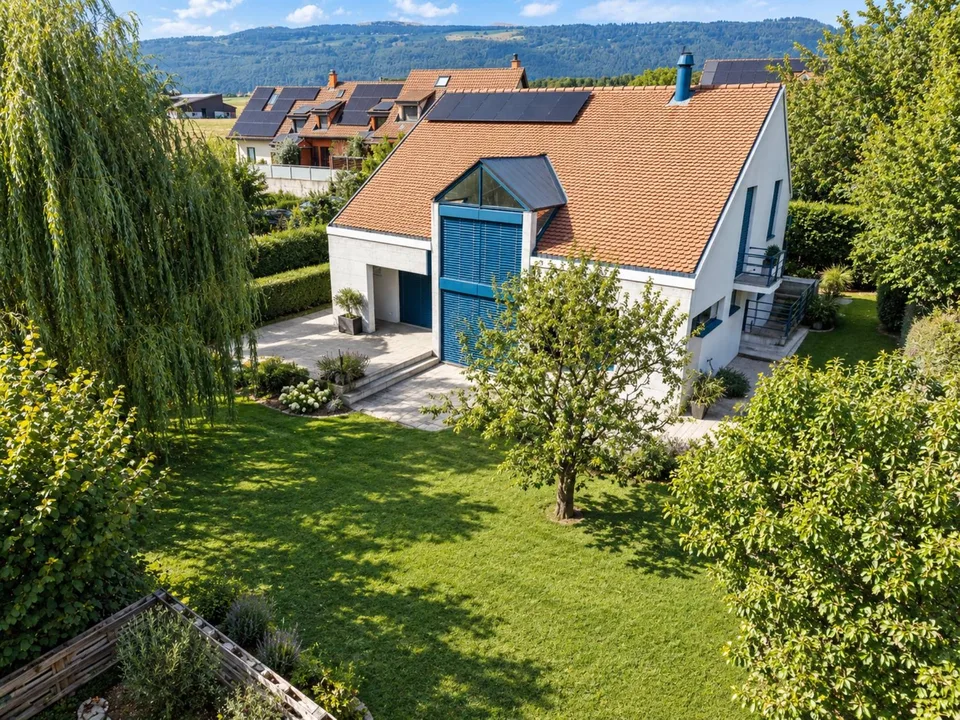 Un'architettura unica nel cuore di un ambiente verde – foto 12 di 13