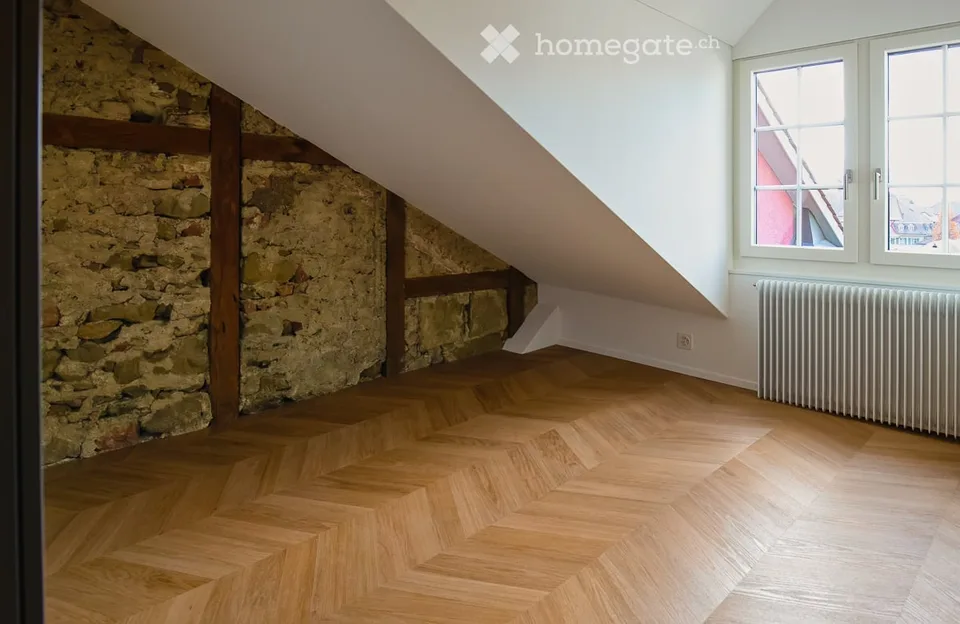 Charmant appartement 2.5 pièces sur la place historique Niklaus-Thut à Zofingen