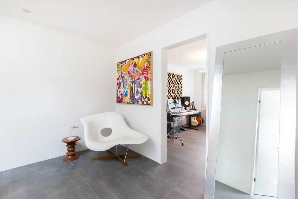 Exklusives Design - Minergie P-Standard - kinderfreundliche Umgebung - pflegeleichter Garten – Foto 7 von 10
