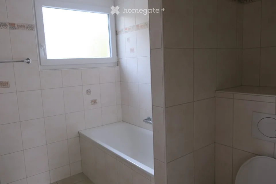 Appartamento 3.5 locali luminoso con balcone a Delémont