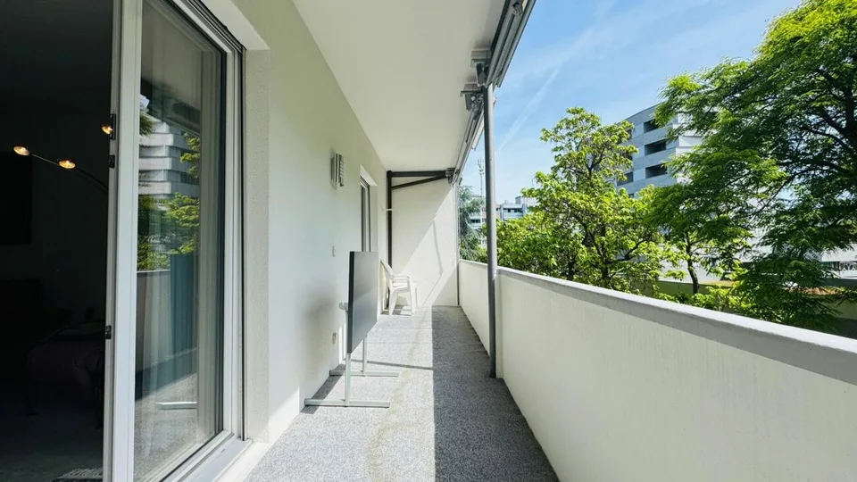 Appartamento di 3,5 locali ben mantenuto a Binningen con ascensore, balcone di 12 m² e torre di lavanderia privata – foto 14 di 18