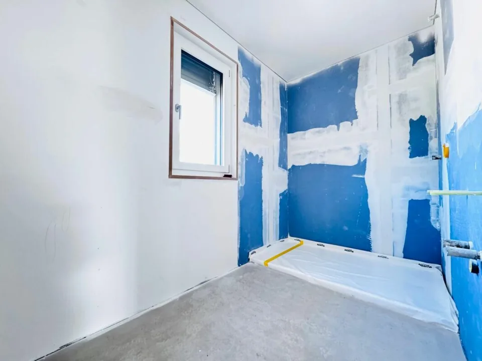 Casa unifamiliare di alta qualità di 4,5 locali - giardino con vista panoramica, carport + PP, 3 celle umide – foto 17 di 29