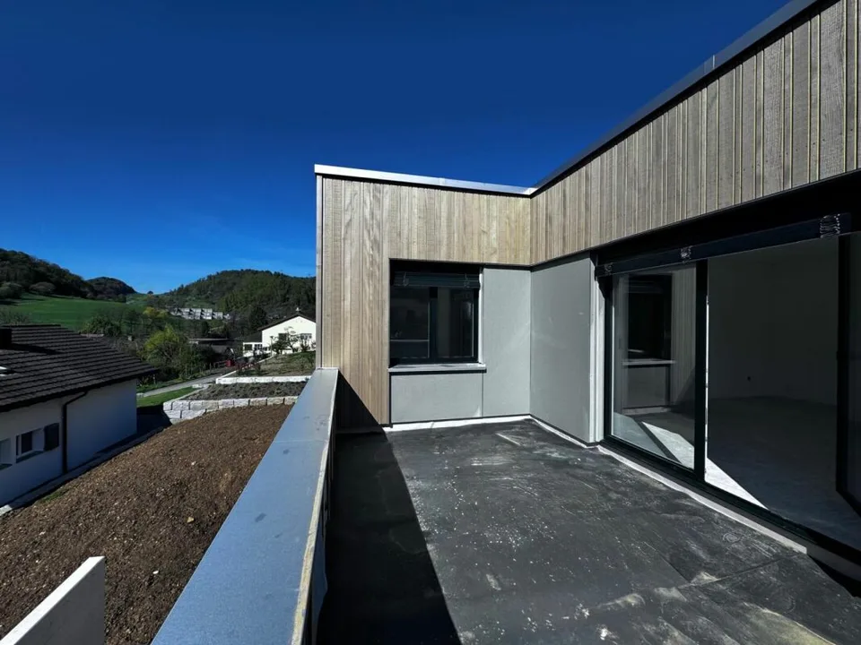 Casa unifamiliare di alta qualità di 4,5 locali - giardino con vista panoramica, carport + PP, 3 celle umide – foto 14 di 29