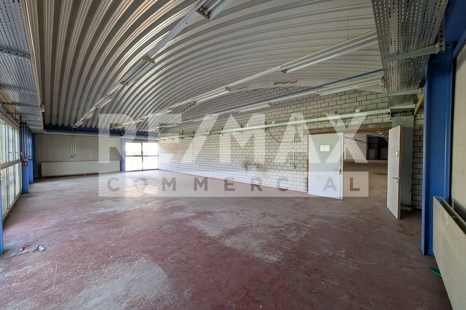 Circa 940 m² di stoccaggio/produzione/salone - o quali sono le VOSTRE esigenze? – foto 6 di 11