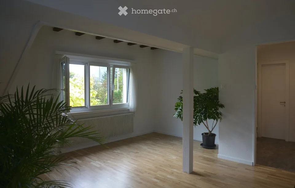 2.5 Zimmer Wohnung in 2 Familien Haus in ruhiger Lage. – Foto 3 von 5