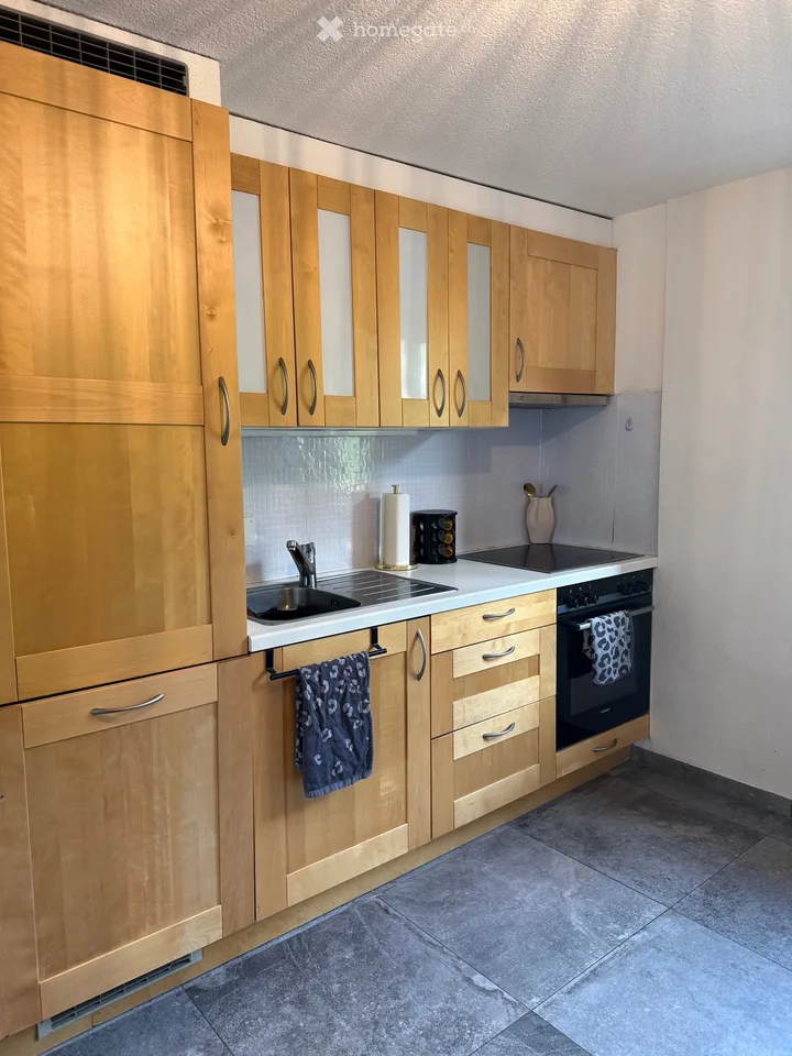 Takeover of a lease for an unfurnished 4-room apartment in Ayent