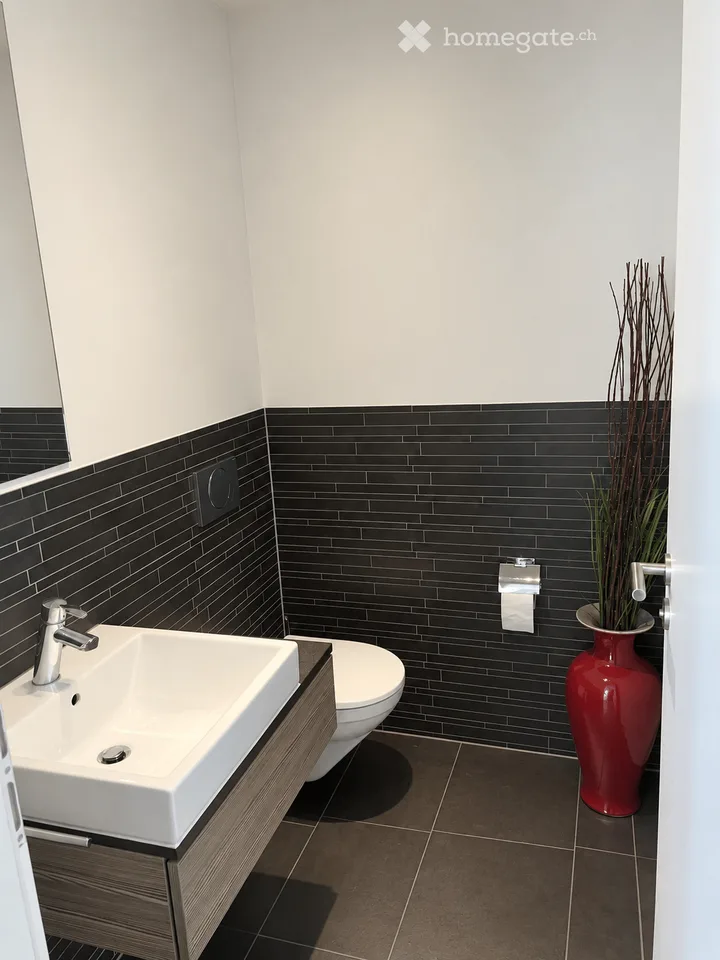 201 m² Attika-Maisonette mit Alpenblick, drei Terrassen und Whirlpool