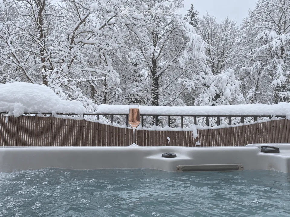 201 m² Attika-Maisonette mit Alpenblick, drei Terrassen und Whirlpool