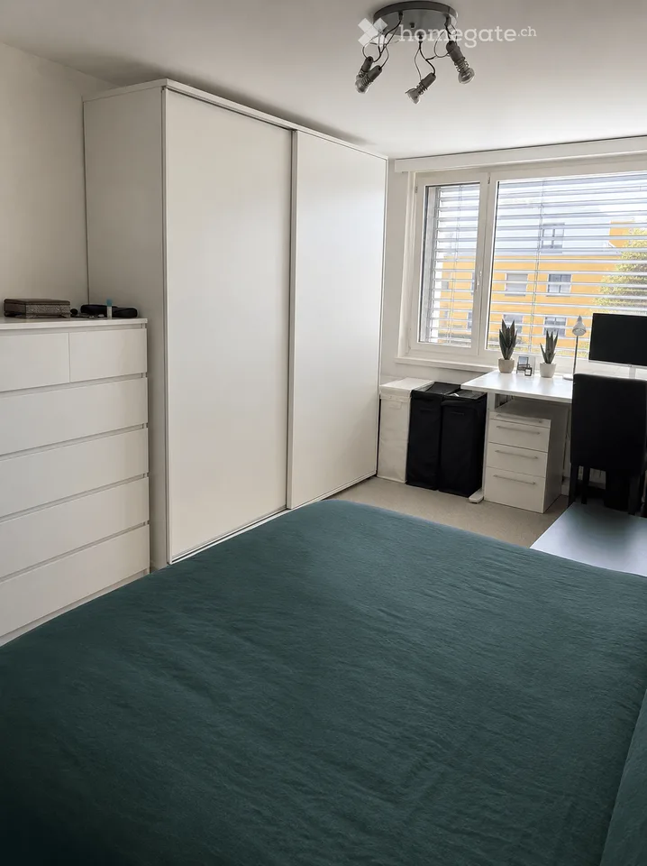 Zwischenmiete – voll möblierte 2,5-Zimmer-Wohnung mit grossem Balkon in Rotkreuz