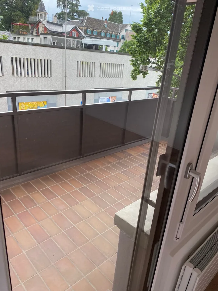 Grosszügige kernsanierte 3.5-Zimmer-Wohnung | 105.5 m² | 3 Min. zum Bahnhof Wädenswil