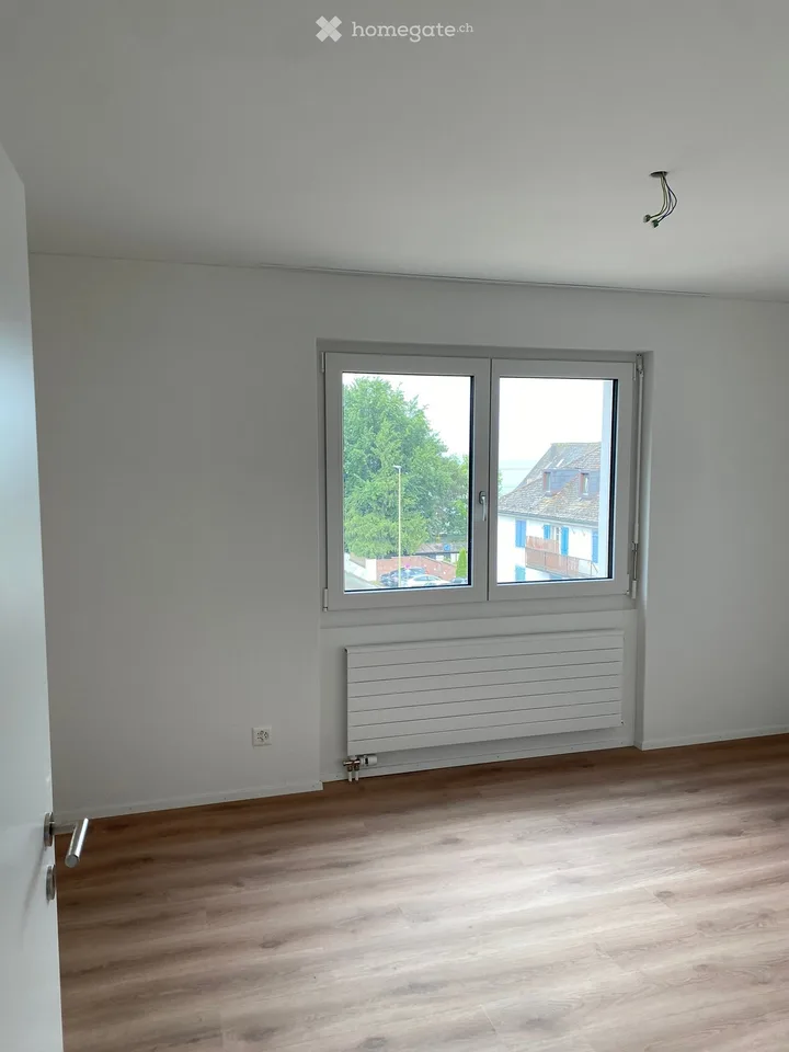 Grosszügige kernsanierte 3.5-Zimmer-Wohnung | 105.5 m² | 3 Min. zum Bahnhof Wädenswil