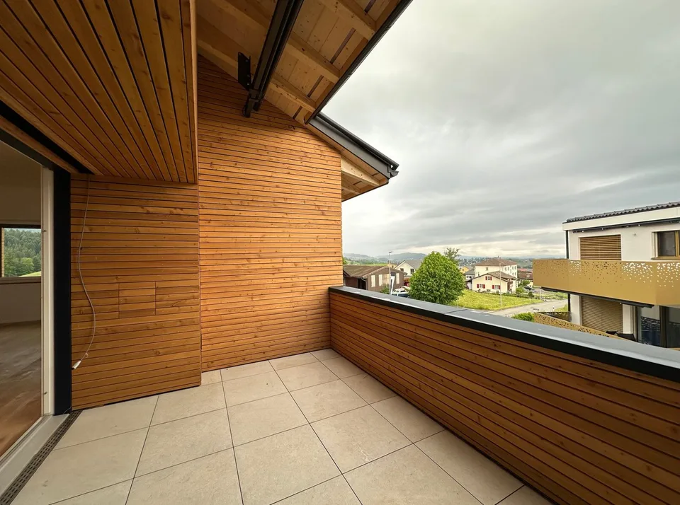 Exclusive 4.5-room gallery apartment in St. Silvester to high standards