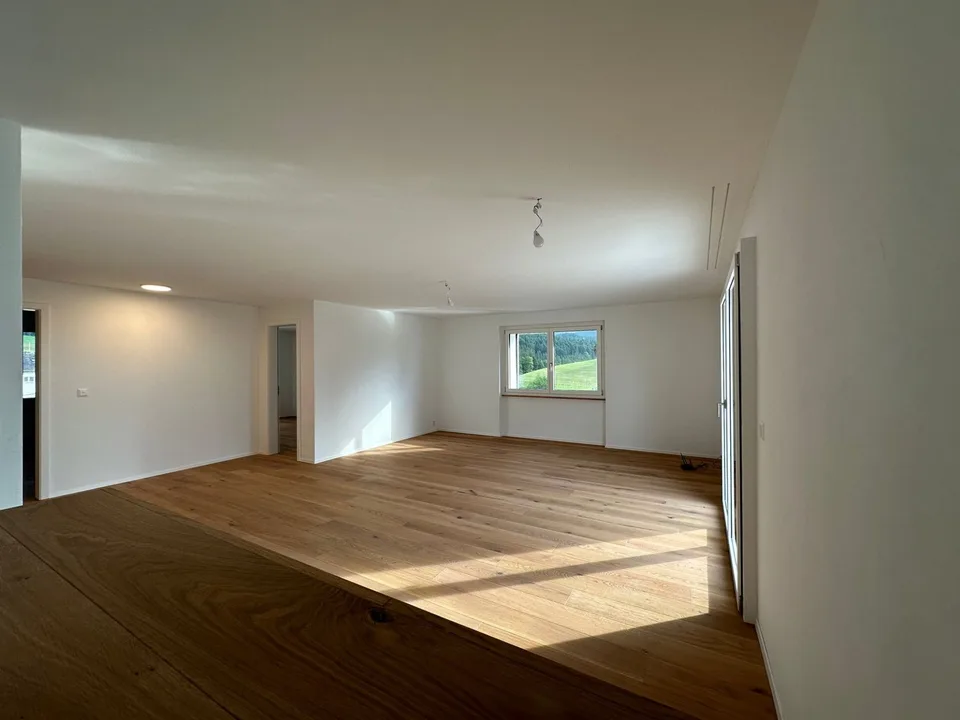 Exclusive 4.5-room gallery apartment in St. Silvester to high standards