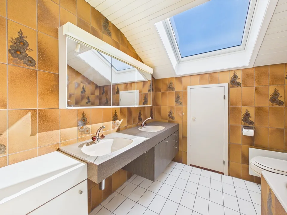 Casa unifamiliare di 6,5 locali in una posizione tranquilla con esposizione solare ideale – foto 11 di 14