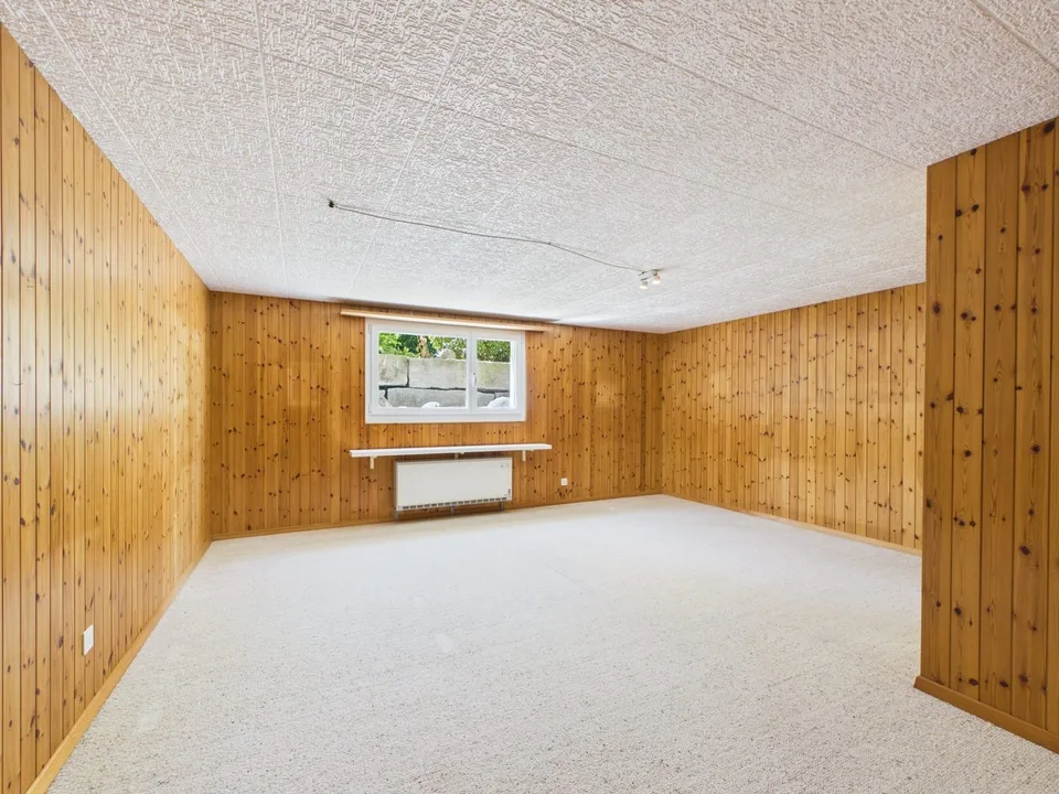 Casa unifamiliare di 6,5 locali in una posizione tranquilla con esposizione solare ideale – foto 10 di 14
