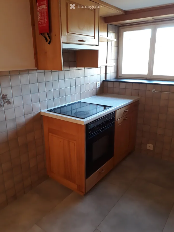 Appartamento luminoso, accogliente di 2 camere con vista sulla montagna e terrazza soleggiata