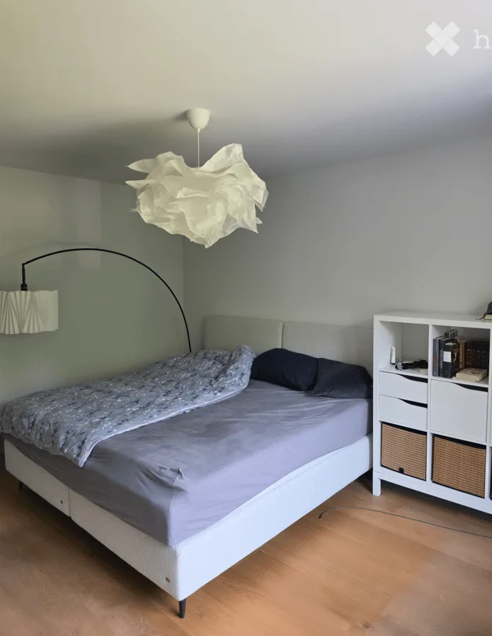 Modern 2.5-room apartment with pool, gym & rooftop terrace