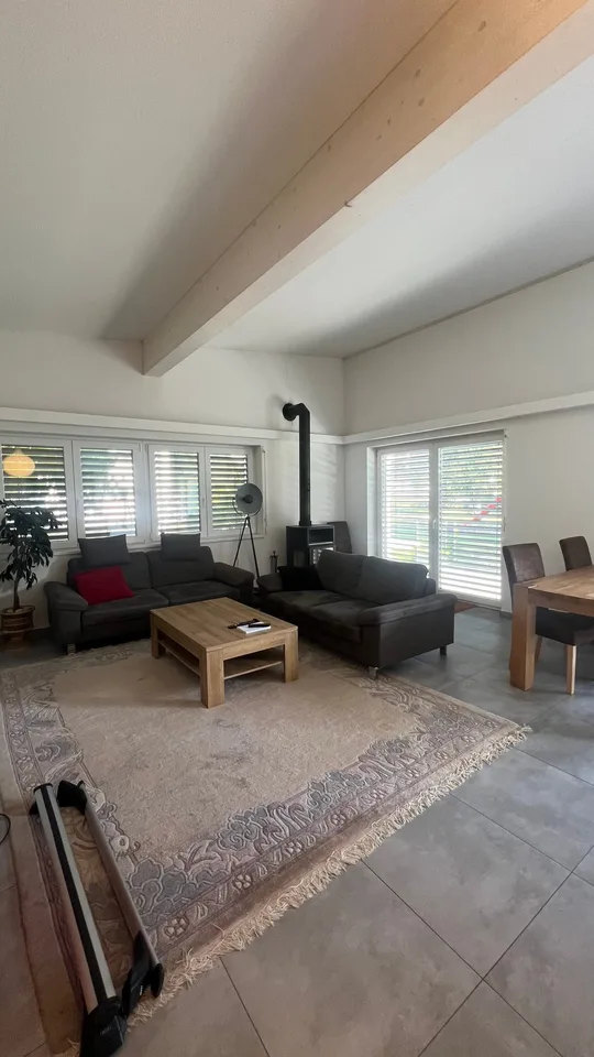 Apartment with 4.5 rooms and balcony in Tavannes