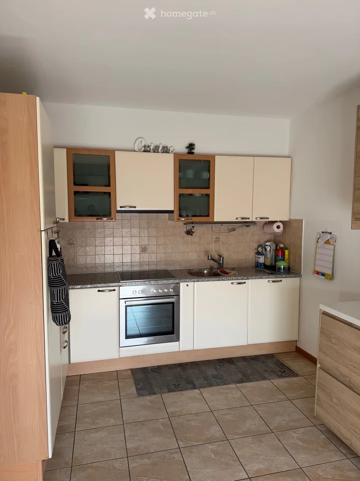 RECHERCHÉ: Sous-locataire pour appartement 4.5 pièces à San Pietro di Stabio