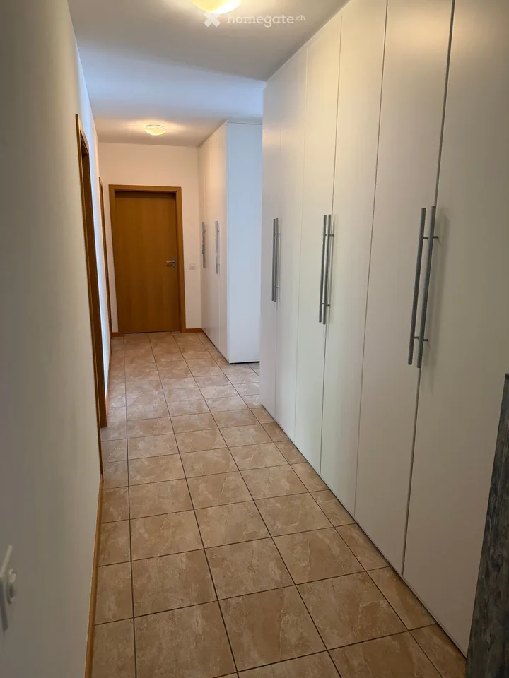 RECHERCHÉ: Sous-locataire pour appartement 4.5 pièces à San Pietro di Stabio