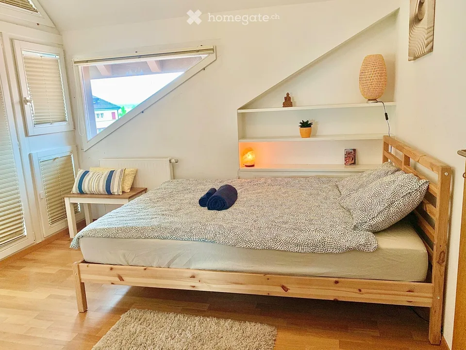 Wohnung 3.5 Zimmer mit Galerie in St-Blaise