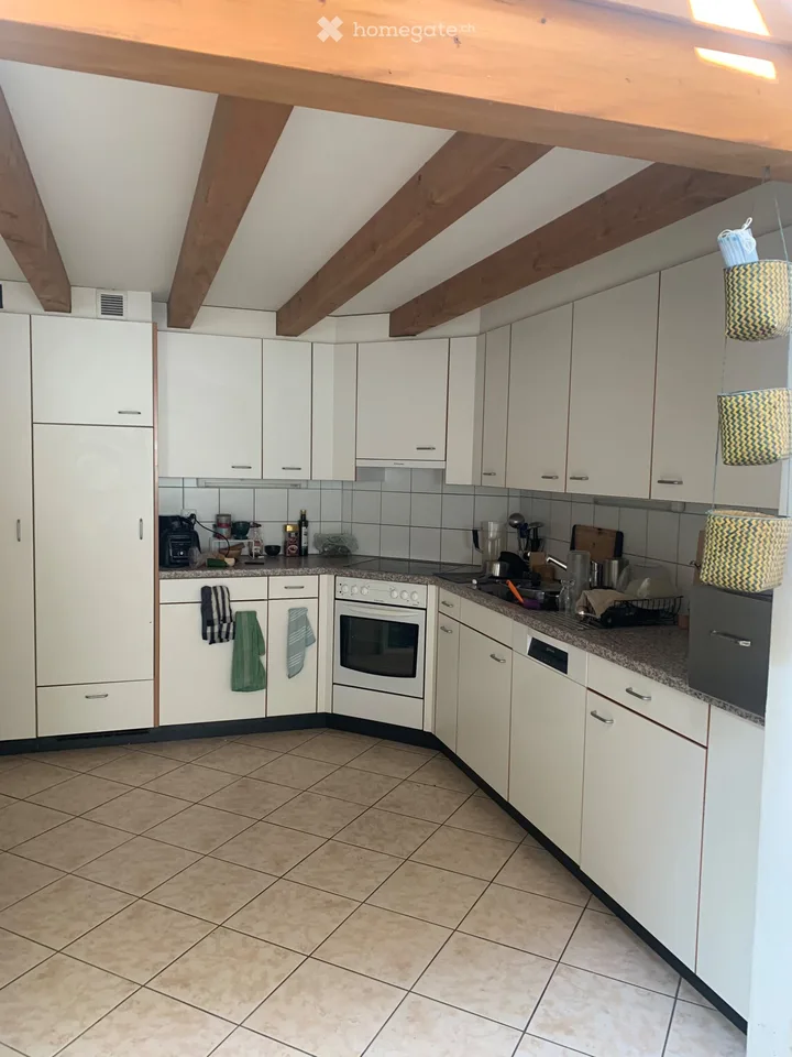 Wohnung 3.5 Zimmer mit Galerie in St-Blaise