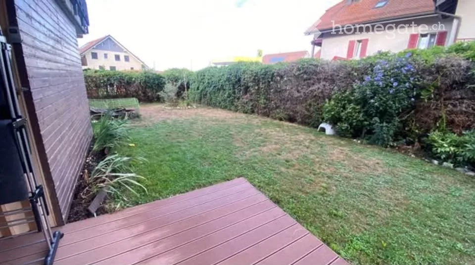 4.5 locali con giardino a Bottens