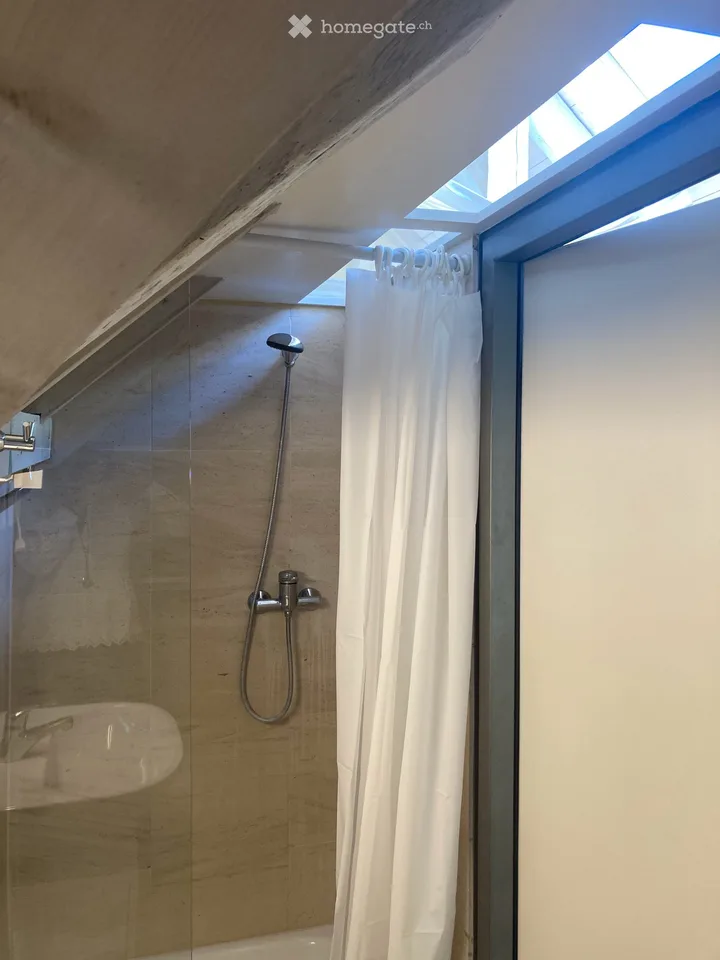 Charmant appartement mansardé de 1.5 pièces à Aubonne