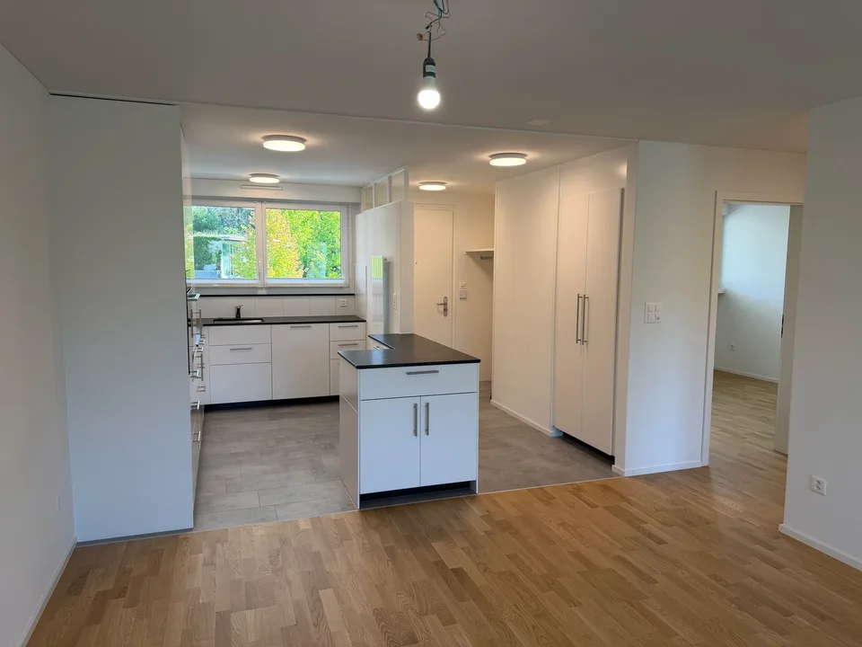 komplett sanierte 3 1/2 Zi. Wohnung im Grünen am Dorfbach
