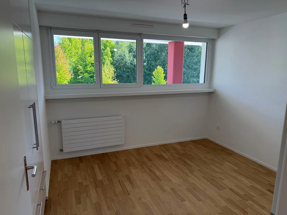 komplett sanierte 3 1/2 Zi. Wohnung im Grünen am Dorfbach