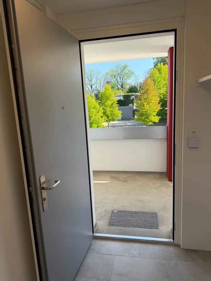komplett sanierte 3 1/2 Zi. Wohnung im Grünen am Dorfbach