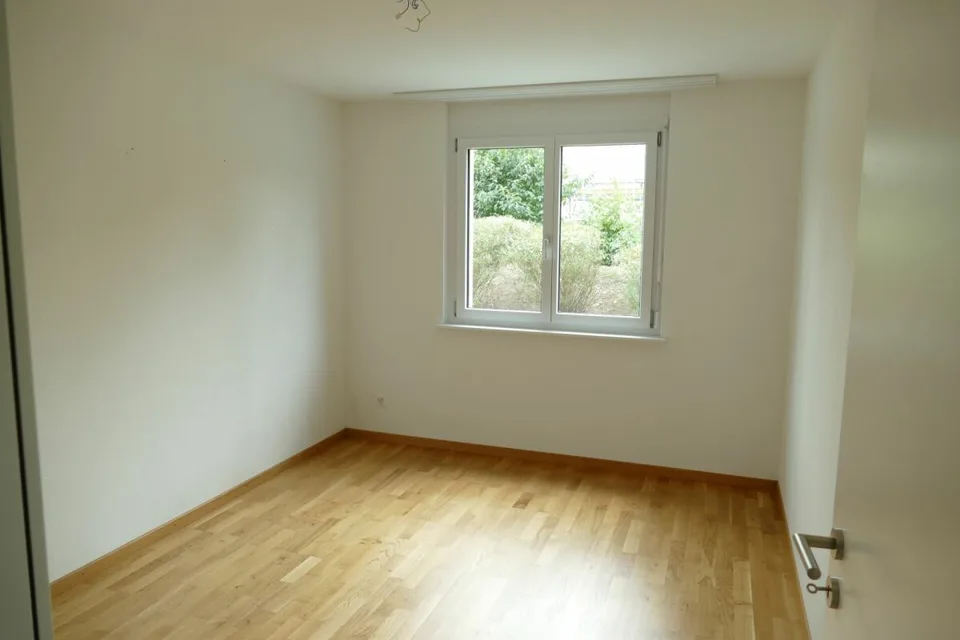 4.5-room apartment with garden seating - in the Spitzi 1, Wahlen
