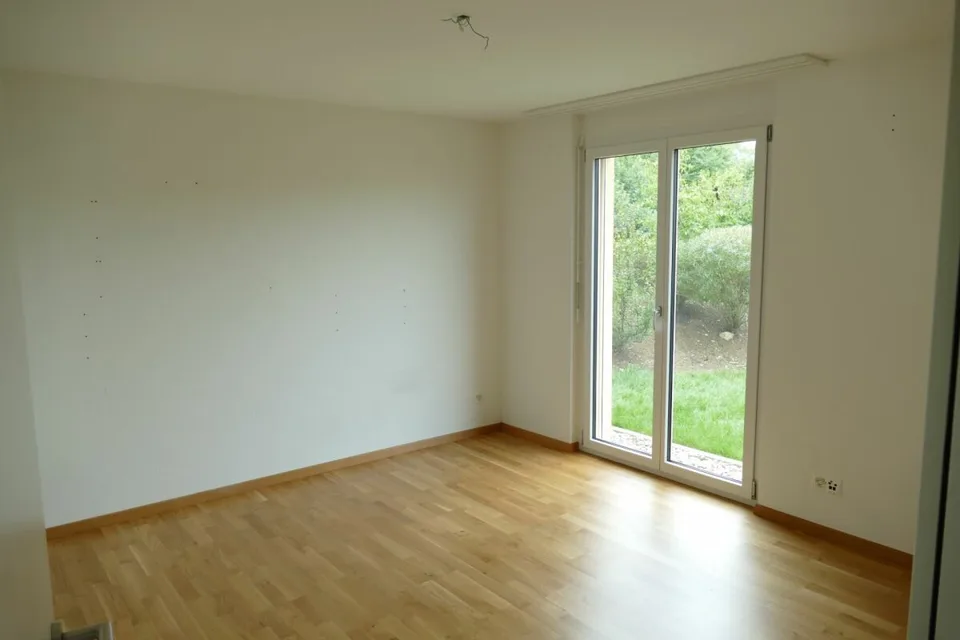 4.5-room apartment with garden seating - in the Spitzi 1, Wahlen