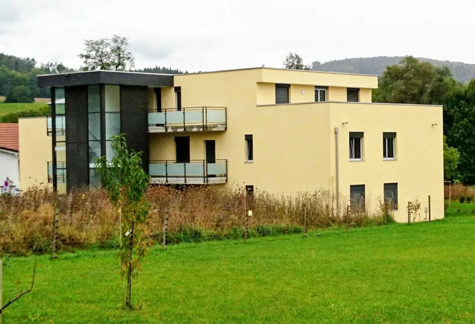 4.5-room apartment with garden seating - in the Spitzi 1, Wahlen