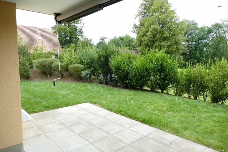 4.5-room apartment with garden seating - in the Spitzi 1, Wahlen