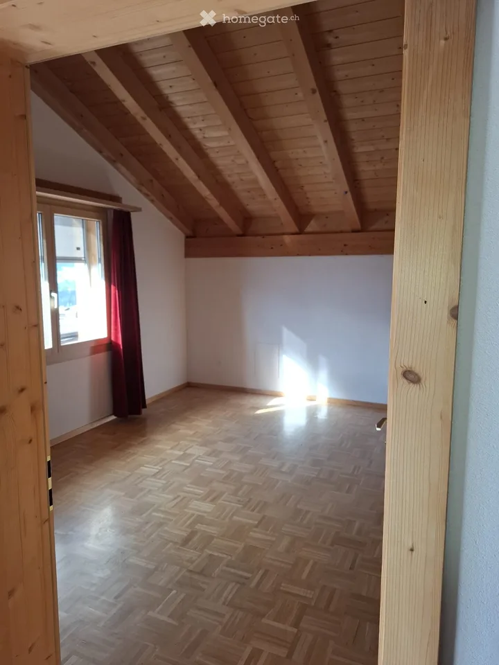 Appartement à Ruschein