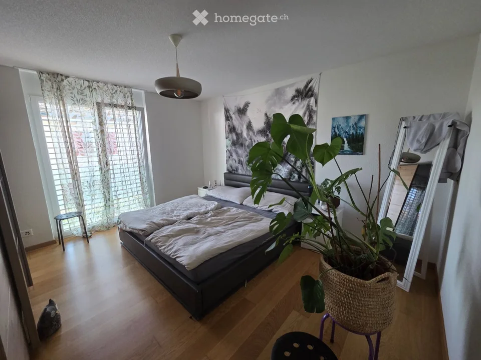 4½-Zimmer-Wohnung ab 1. Dezember. zu vermieten