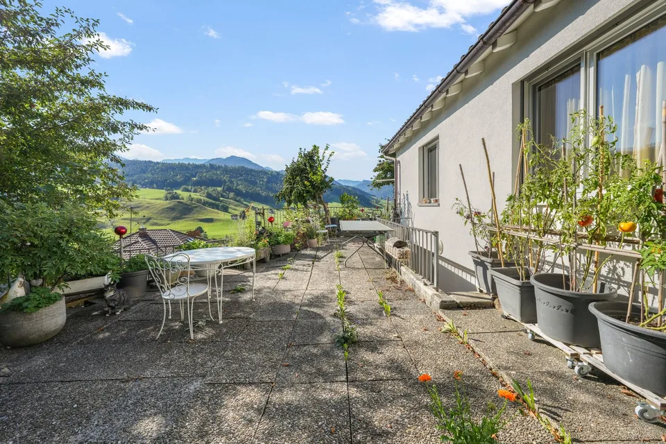 Wohnen mit Weitblick: Einzigartiges Zuhause an sonniger Lage im Appenzellerland – Foto 10 von 11