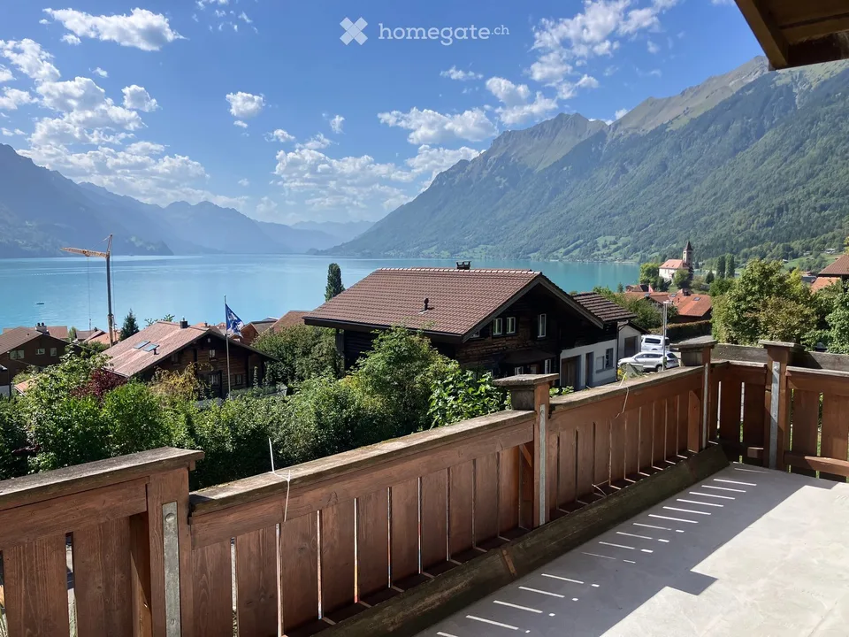 First occupancy after renovation: 4 1/2 room apartment with lake view