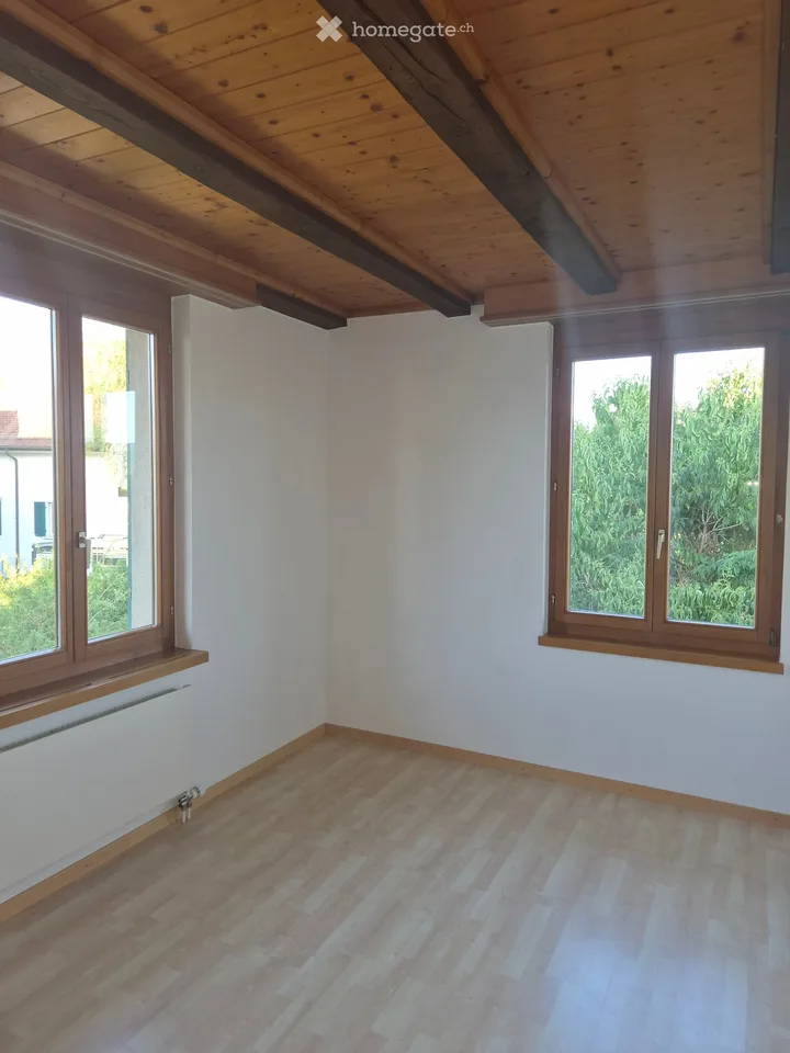 Charmante 3.5-Zimmer-Maisonettewohnung in Wallisellen
