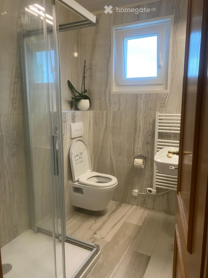 Charming semi-detached villa in a very quiet neighborhood