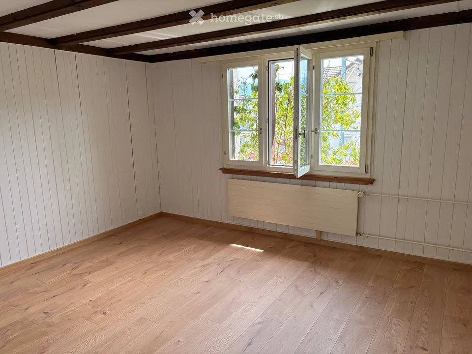 Charmantes 6.5-Zimmer-Einfamilienhaus an der Hauptstrasse in Niederteufen