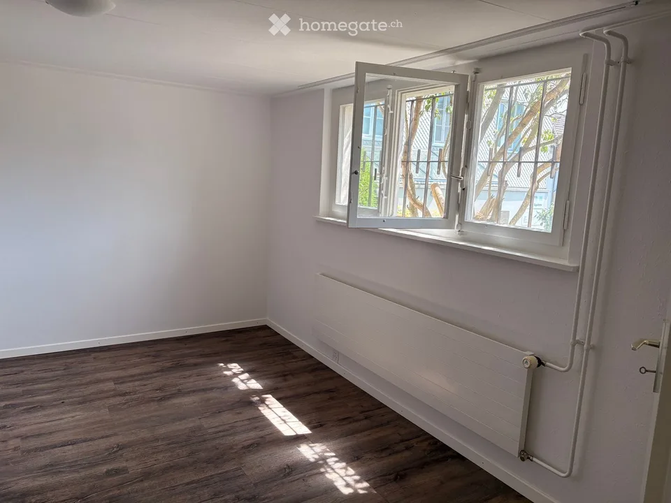 Charmantes 6.5-Zimmer-Einfamilienhaus an der Hauptstrasse in Niederteufen