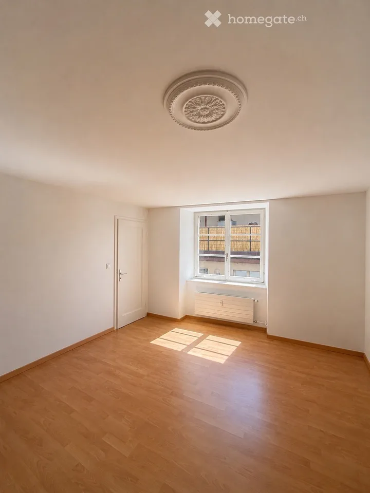 Office / Storage room in the old town with private WC & rooftop terrace